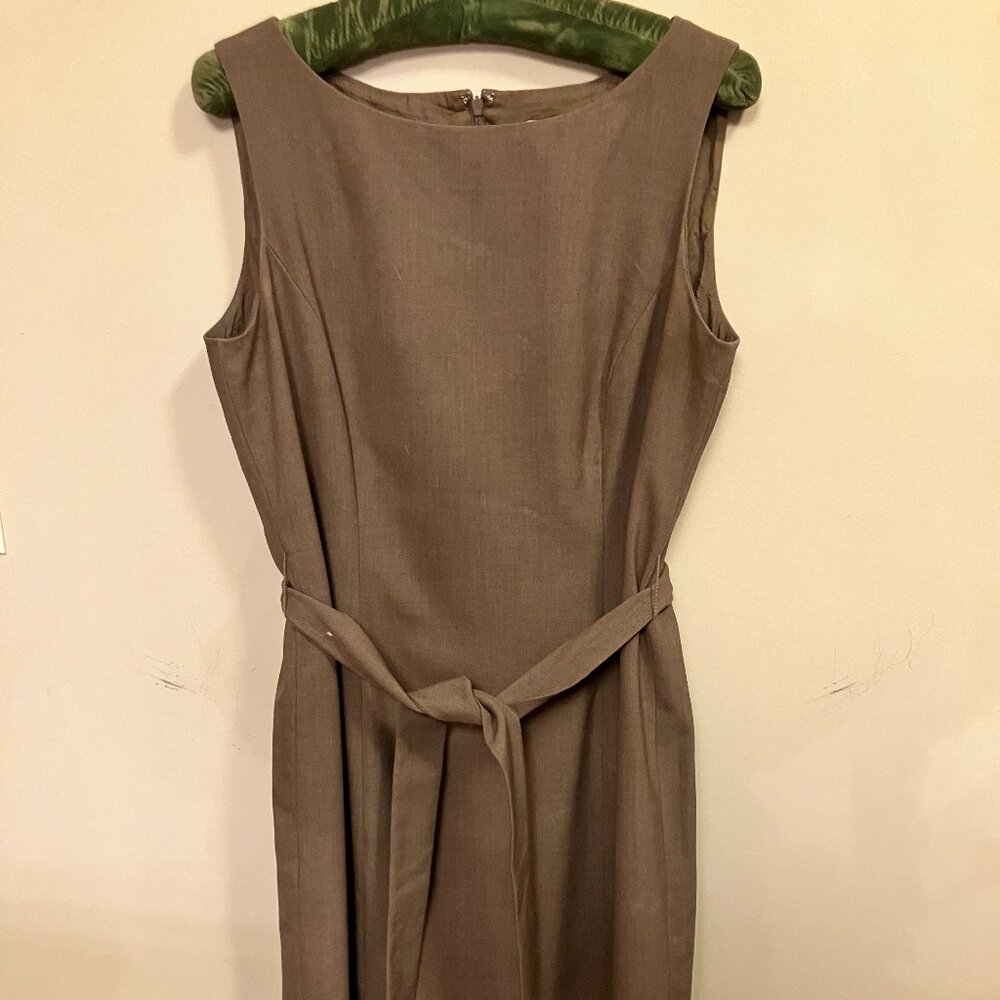 Tahari Arthur S. Levine Essentials Sheath Dress – Mocha, Size 10